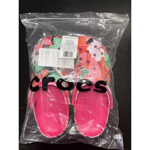 Crocs Classic Woodcut Floral Clog Dragon Fruit US Size Men 7 Women 9 Unisex - Picture 3 of 5